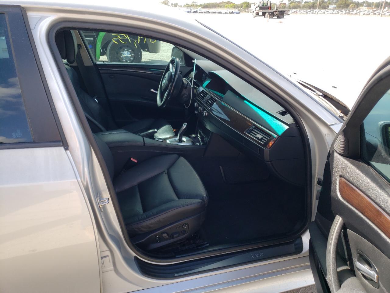 Photo 5 from auction – 2008 BMW 550 I with VIN WBANW535X8CT51594