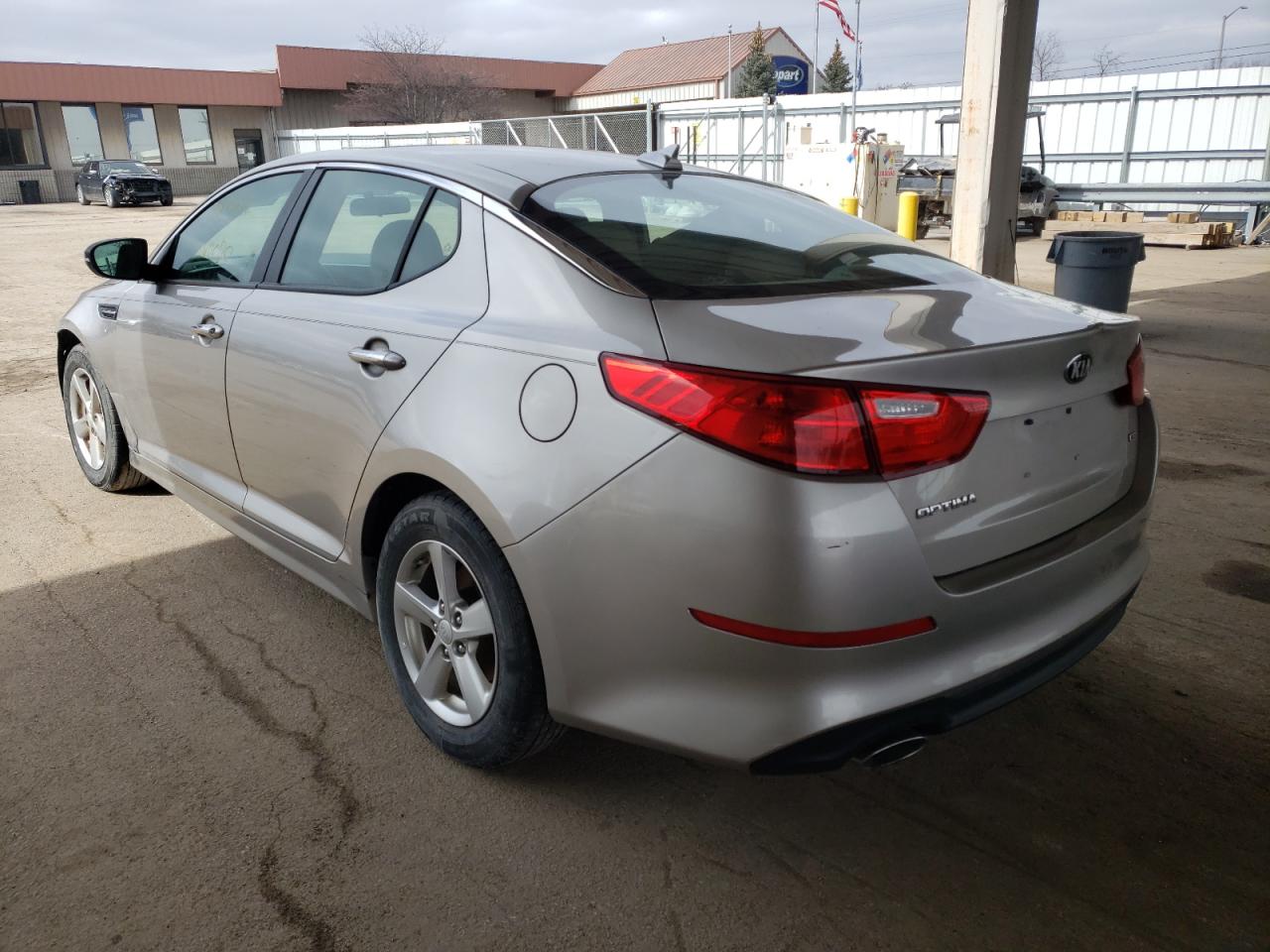 Photo 3 from auction – 2015 KIA OPTIMA LX with VIN 5XXGM4A73FG479608
