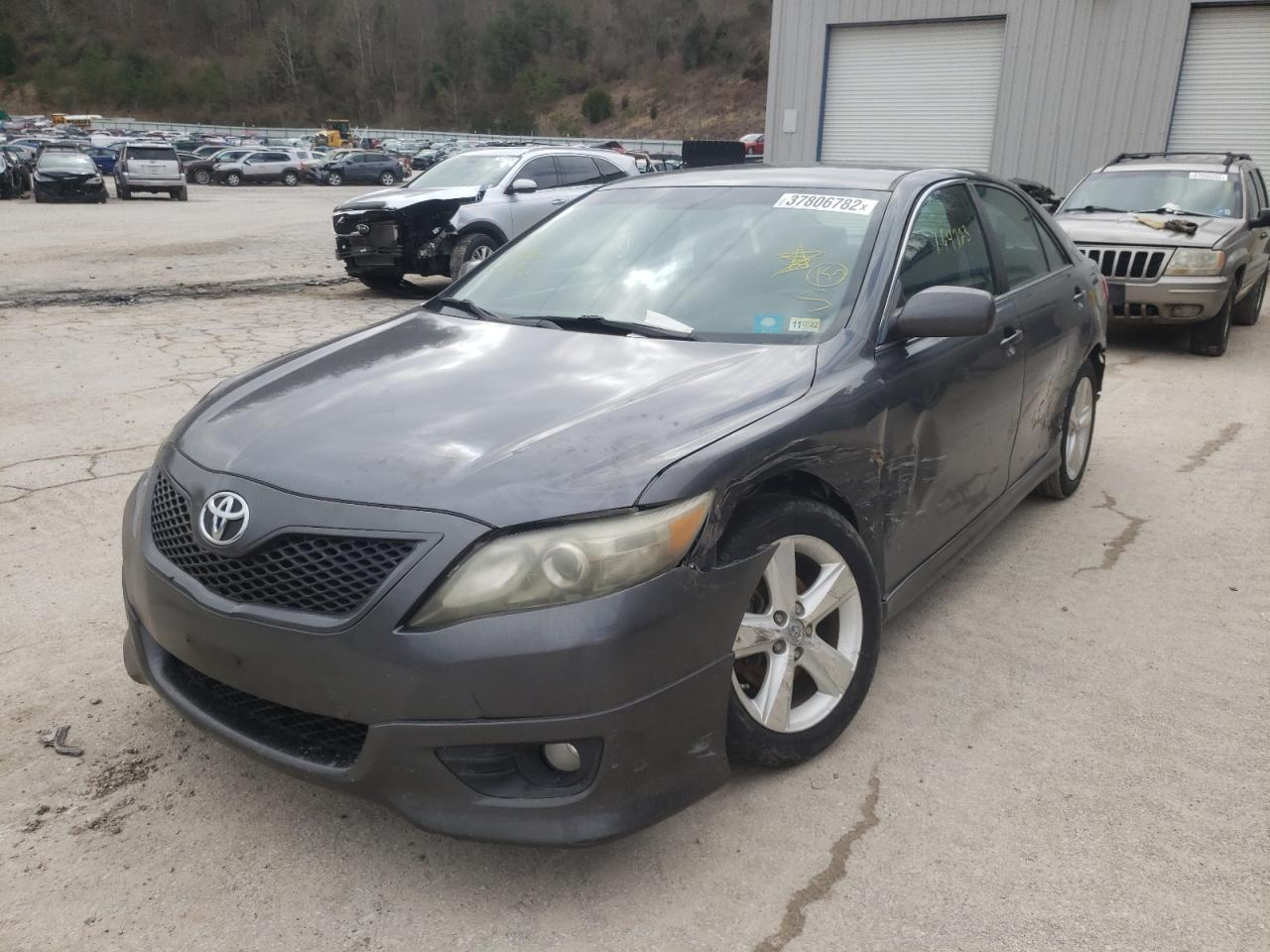 Photo 2 from auction – 2011 TOYOTA CAMRY BASE with VIN 4T1BF3EK6BU609104
