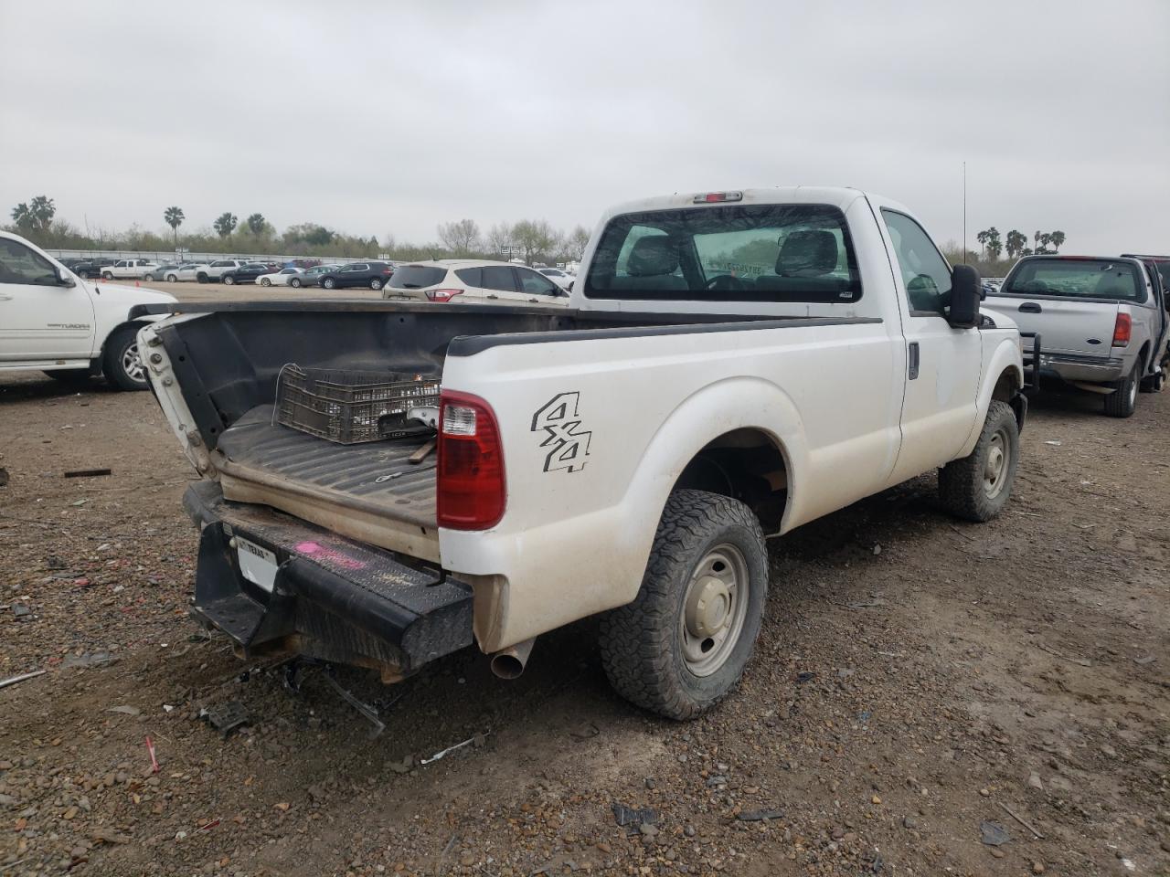 Photo 4 from auction – 2016 FORD F250 SUPER with VIN 1FTBF2B66GED28749