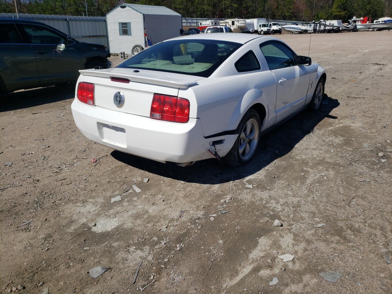 Photo 4 from auction – 2007 FORD MUSTANG with VIN 1ZVFT80N075342182