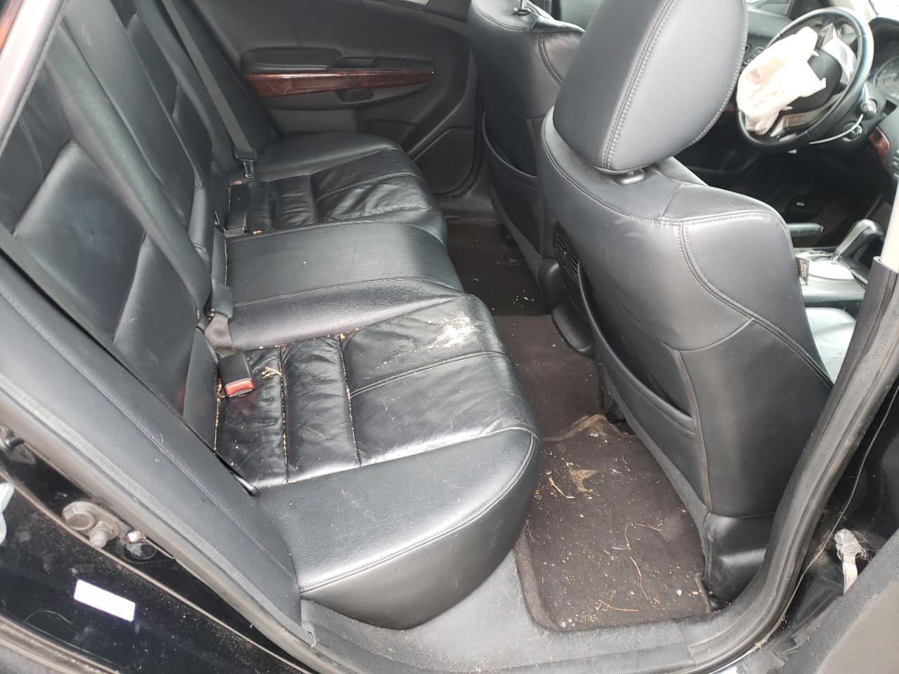 Photo 6 from auction – 2011 HONDA ACCORD CRO with VIN 5J6TF2H58BL003571
