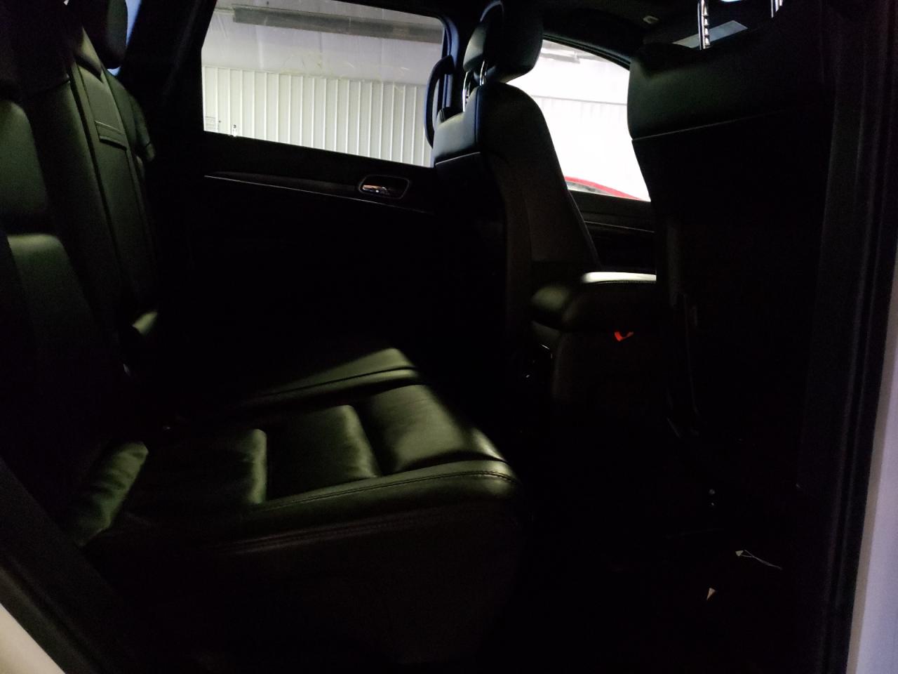Photo 6 from auction – 2018 JEEP GRAND CHER with VIN 1C4RJFBG4JC502995