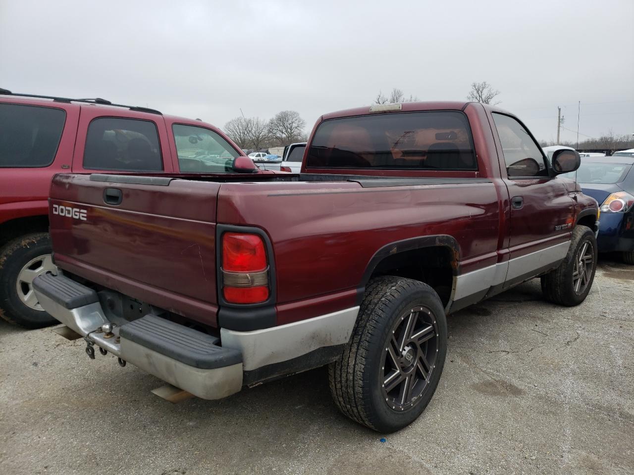 Photo 4 from auction – 2000 DODGE RAM 1500 with VIN 1B7HC16Y2YS616912