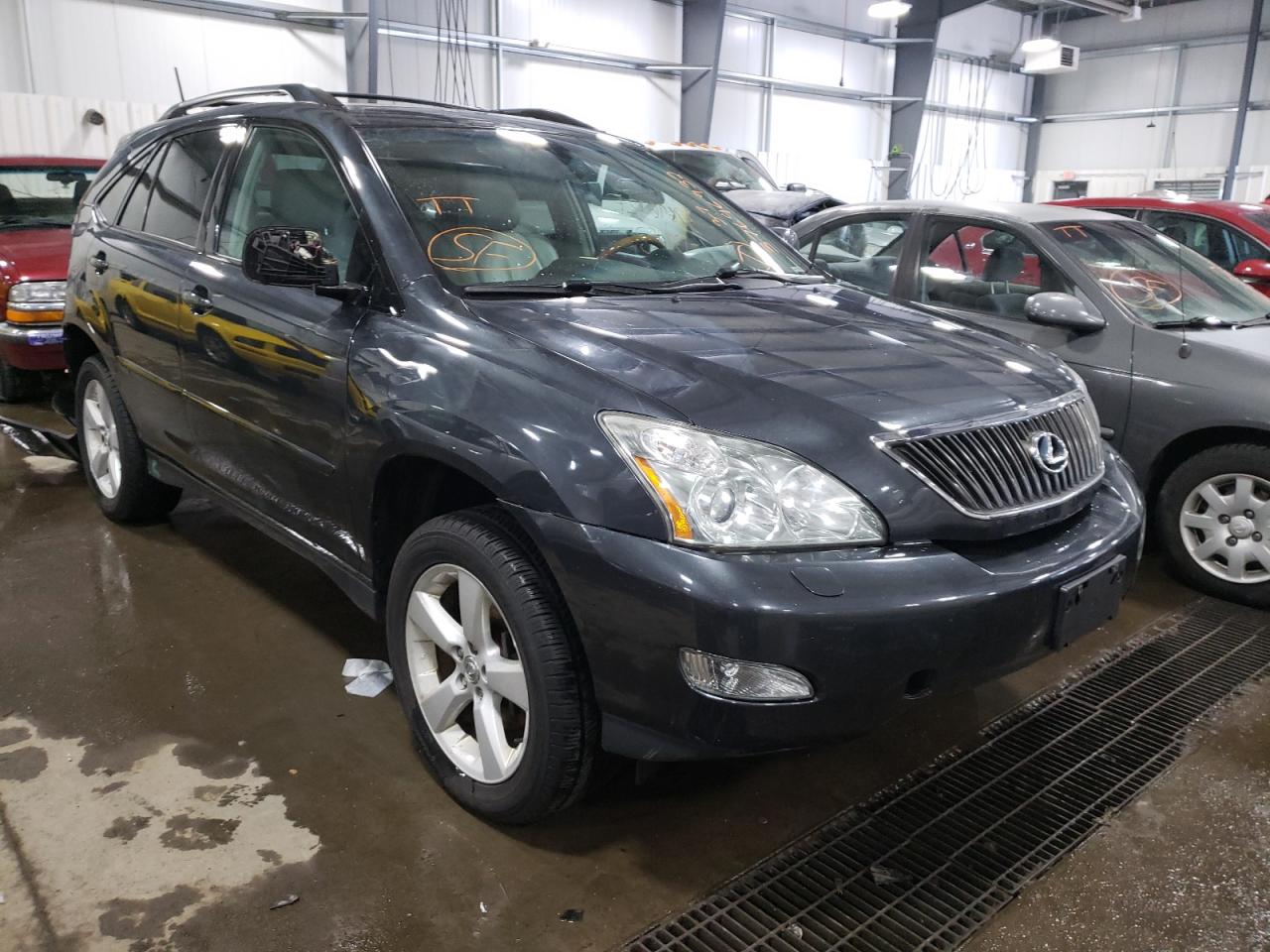 LEXUS RX 330 2005 with VIN 2T2HA31U65C070467 - Photo from auction