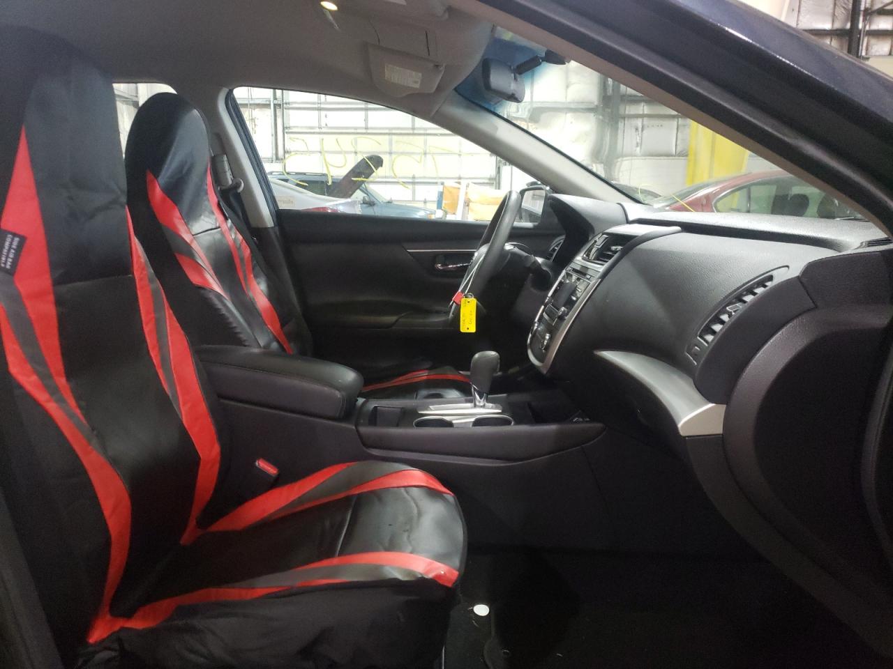Photo 5 from auction – 2016 NISSAN ALTIMA 2.5 with VIN 1N4AL3AP4GC142004