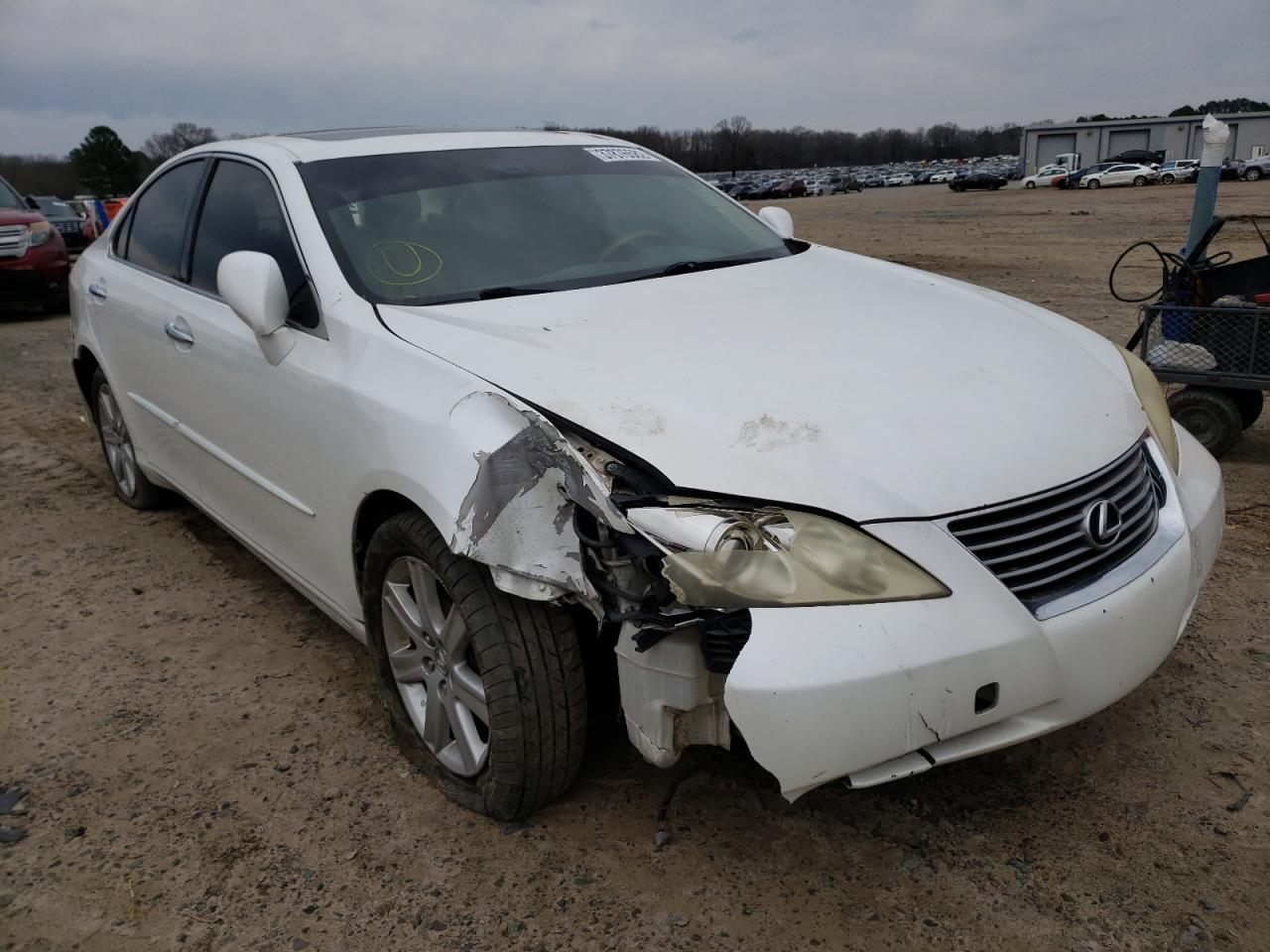 LEXUS ES 350 2007 مع رقم تعريف المركبة JTHBJ46GX72129586 - صورة من المزاد