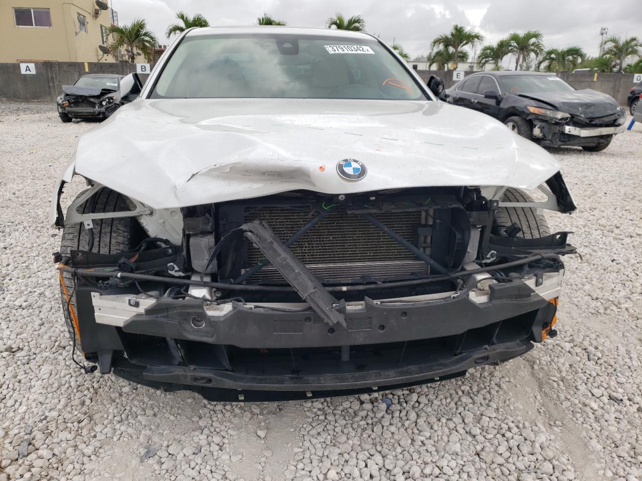 Photo 9 from auction – 2014 BMW 750 LI with VIN WBAYE8C57ED135063