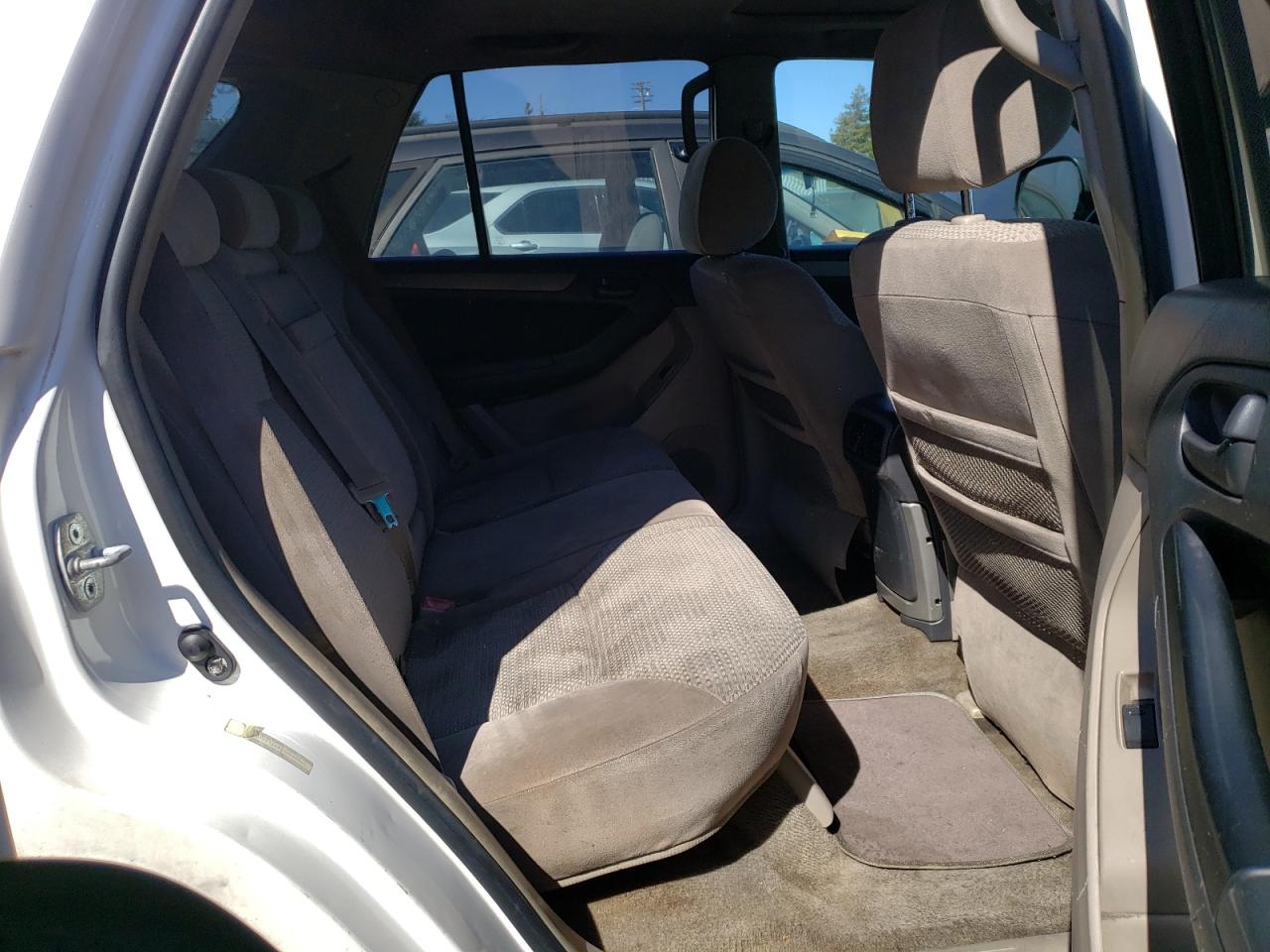 Photo 6 from auction – 2003 TOYOTA 4RUNNER SR with VIN JTEZT14R930010510
