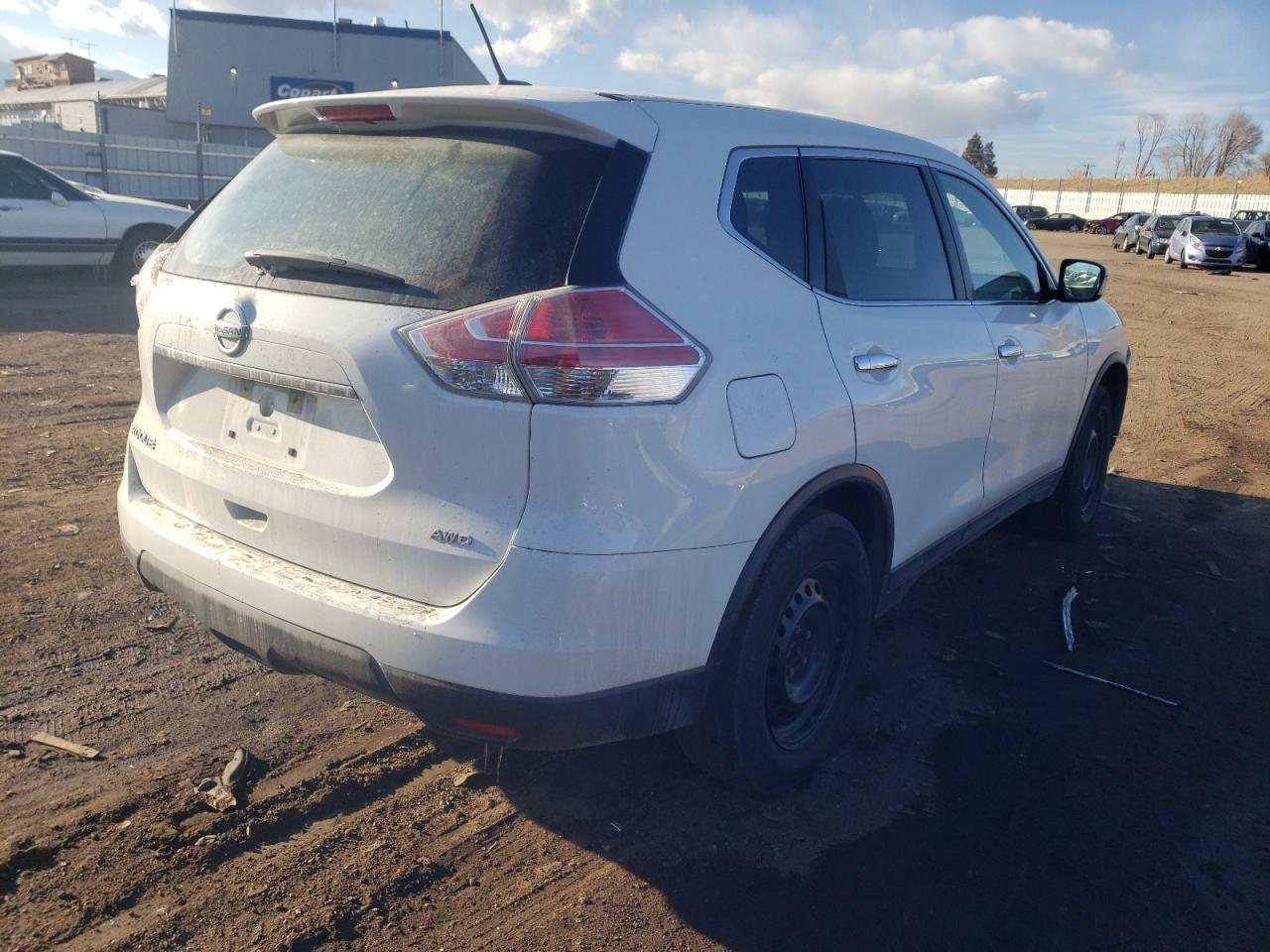Photo 4 from auction – 2015 NISSAN ROGUE S with VIN KNMAT2MV0FP566589