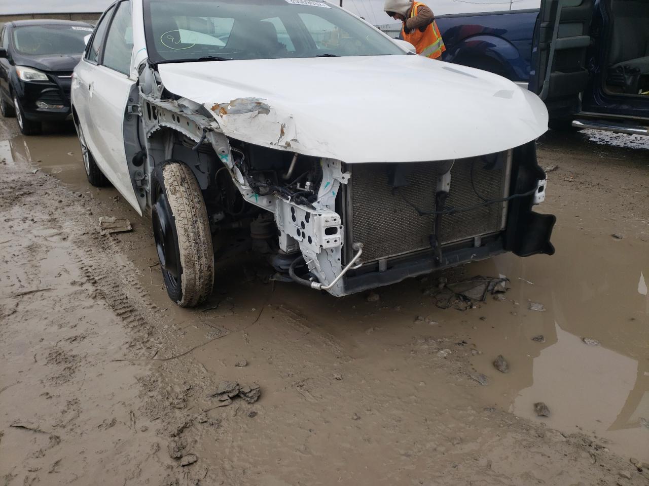 Photo 9 from auction – 2016 TOYOTA CAMRY LE with VIN 4T1BF1FK1GU124220