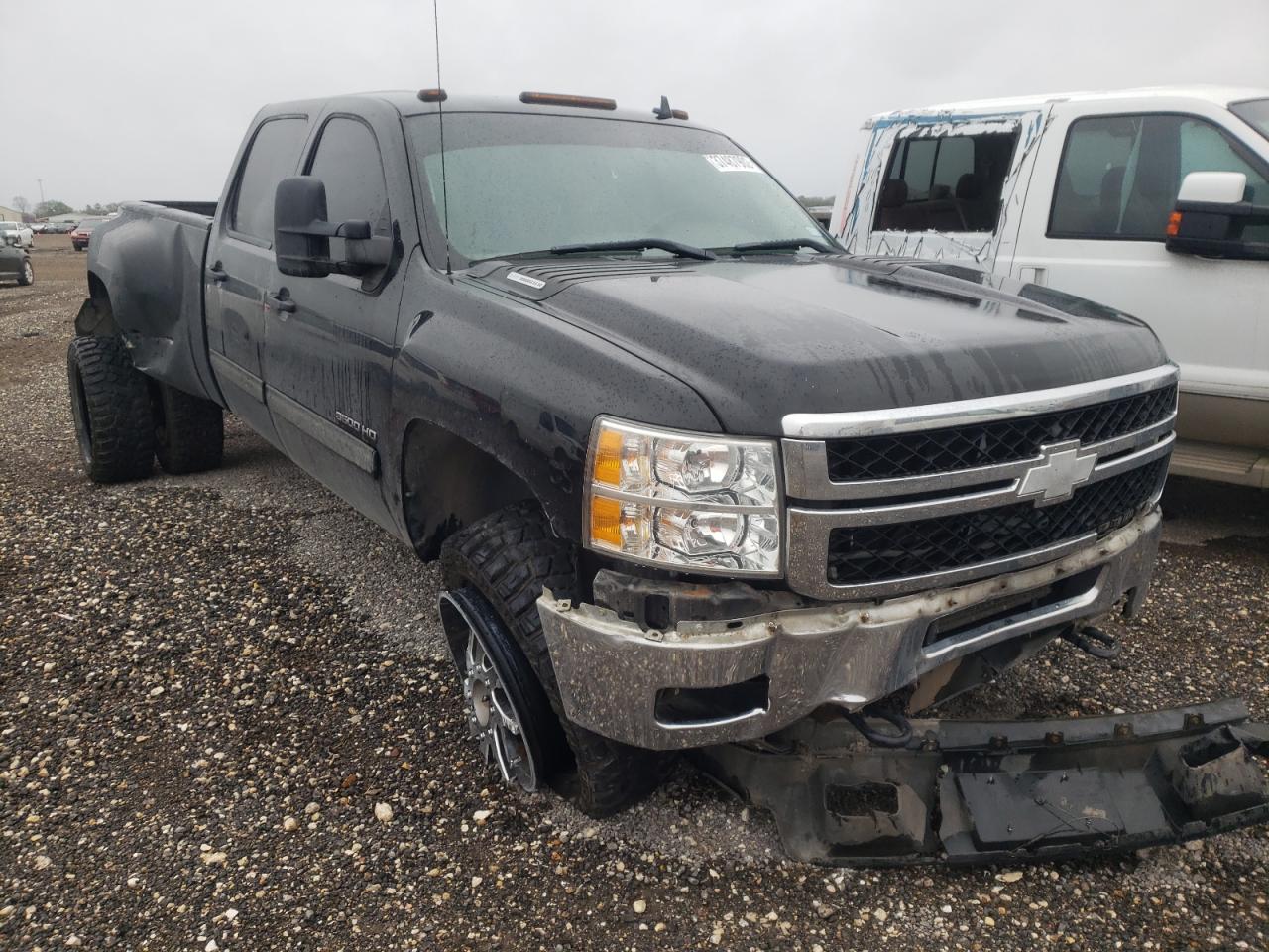 CHEVROLET SILVERADO 2013 with VIN 1GC4K0C89DF201816 - Photo from auction