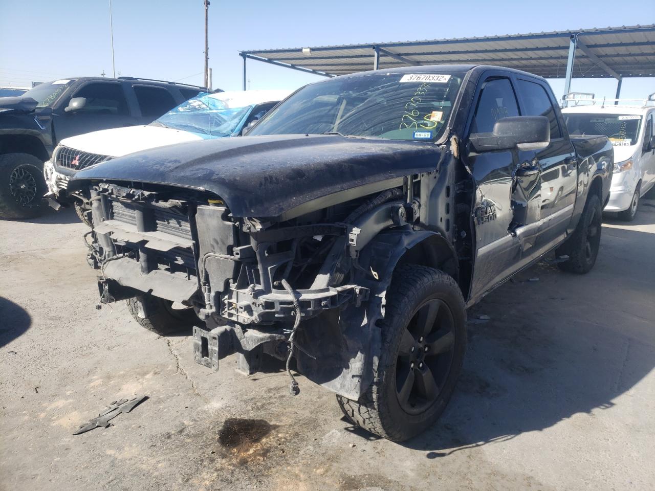 Photo 2 from auction – 2018 RAM 1500 SLT with VIN 1C6RR6LG5JS340699