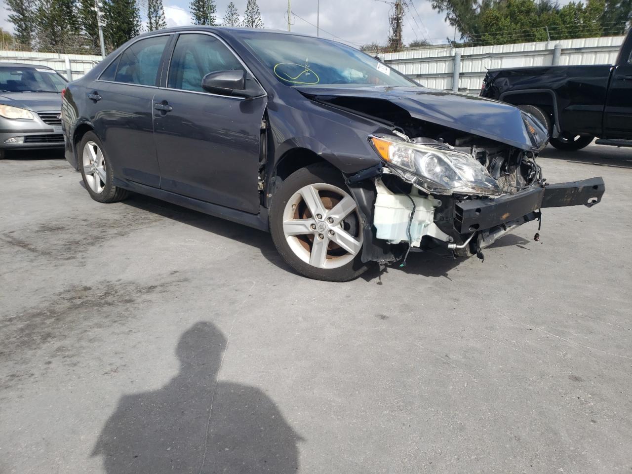 Photo 1 from auction – 2014 TOYOTA CAMRY L with VIN 4T1BF1FK3EU332287