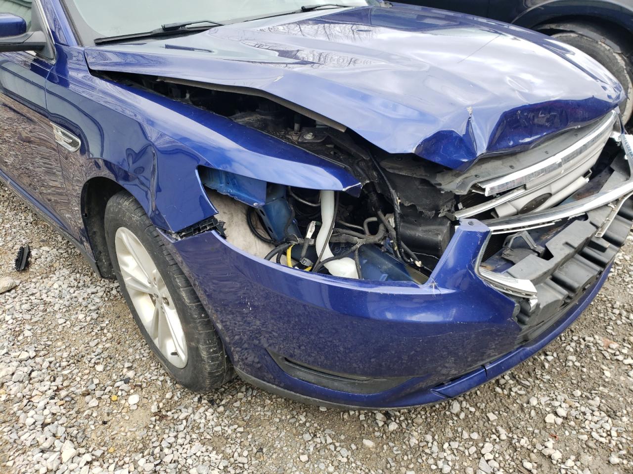 Photo 9 from auction – 2013 FORD TAURUS SEL with VIN 1FAHP2E88DG200961