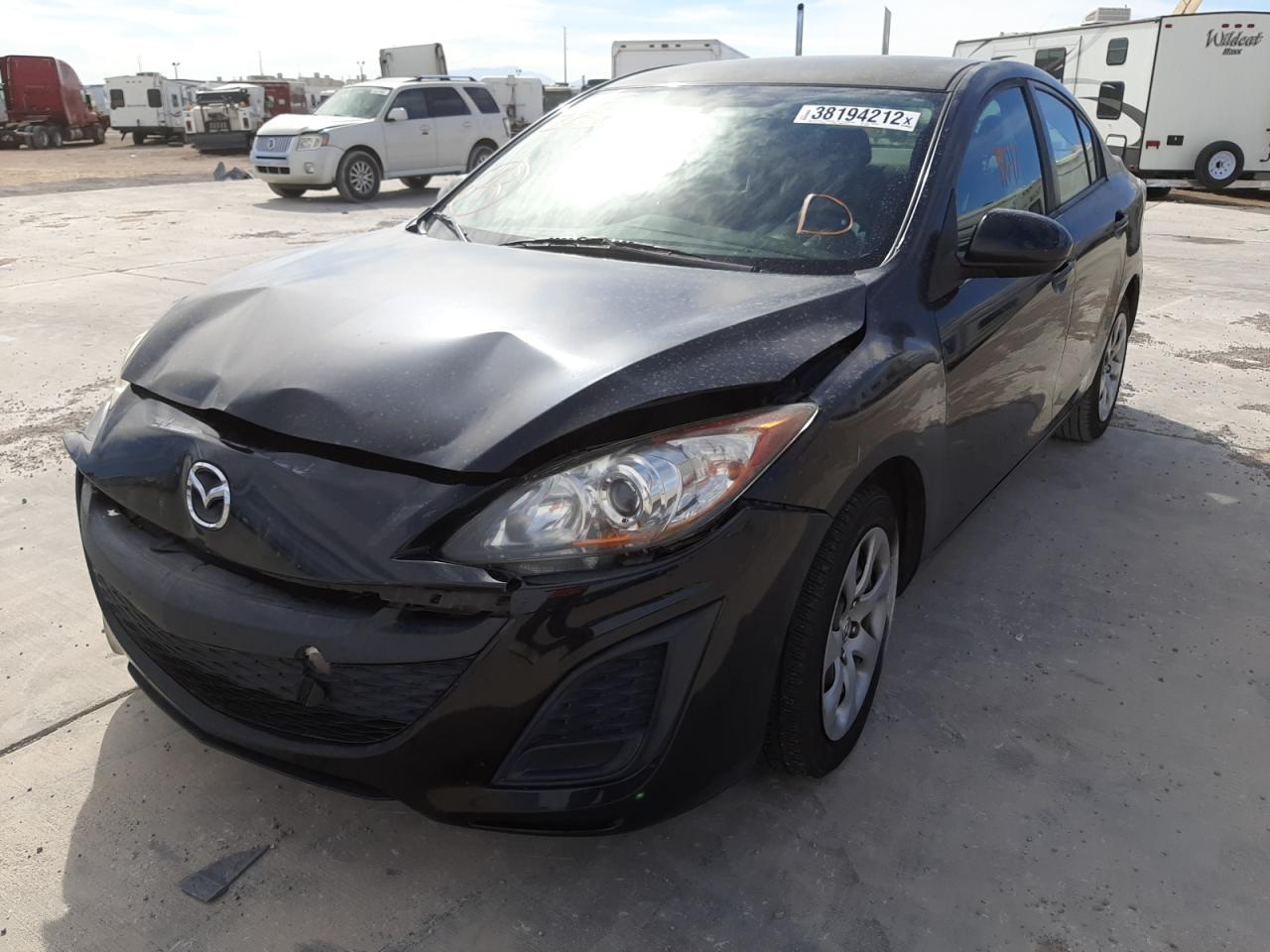 Photo 2 from auction – 2011 MAZDA 3 I with VIN JM1BL1UG2B1384387