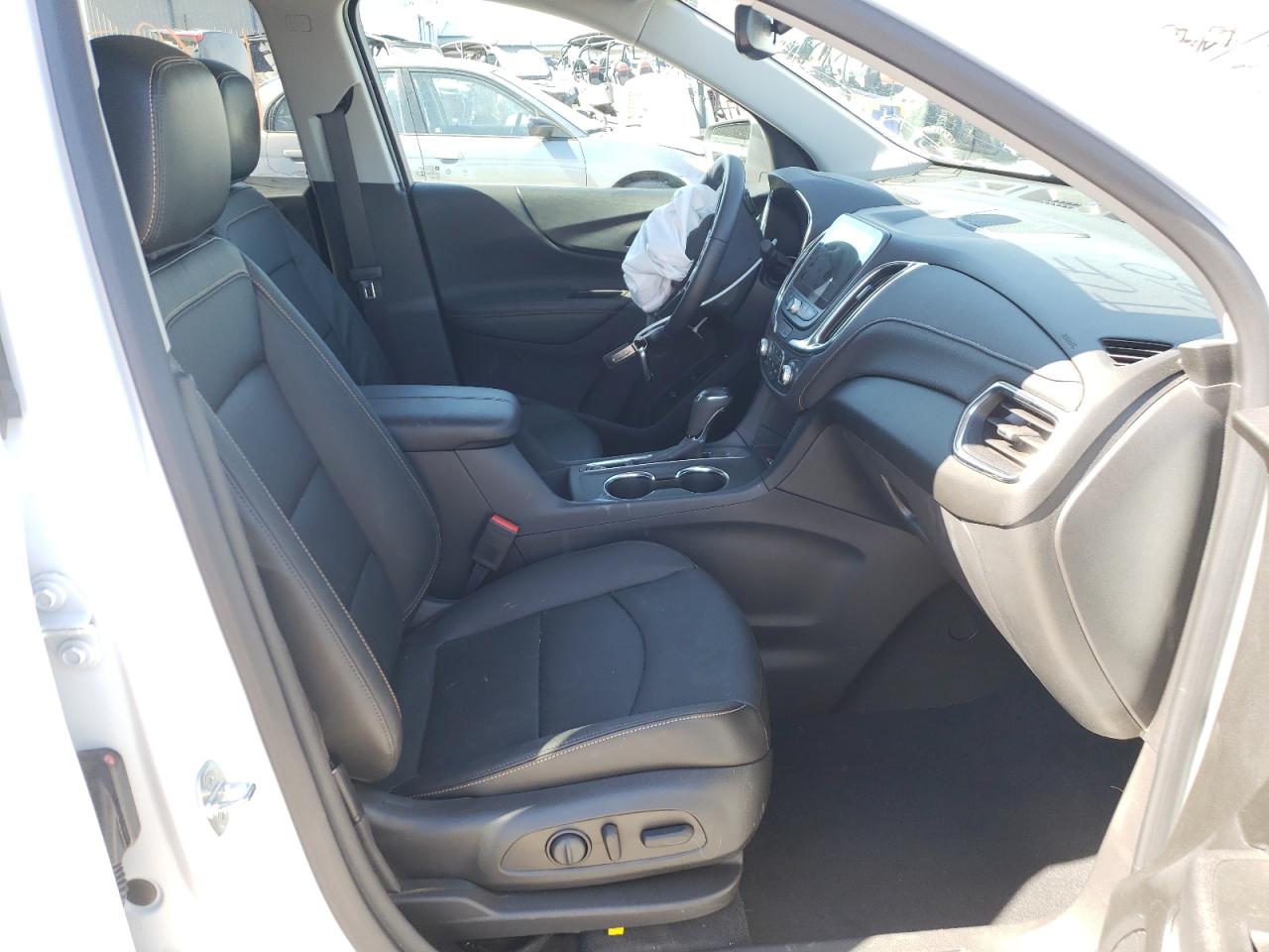 Photo 5 from auction – 2021 CHEVROLET EQUINOX PR with VIN 3GNAXNEV0MS107900