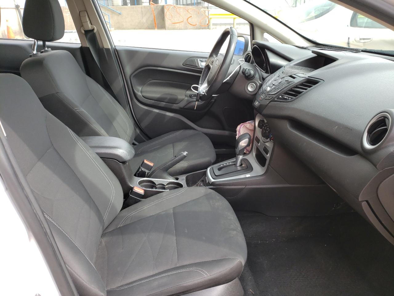 Photo 5 from auction – 2016 FORD FIESTA SE with VIN 3FADP4EJ6GM138483