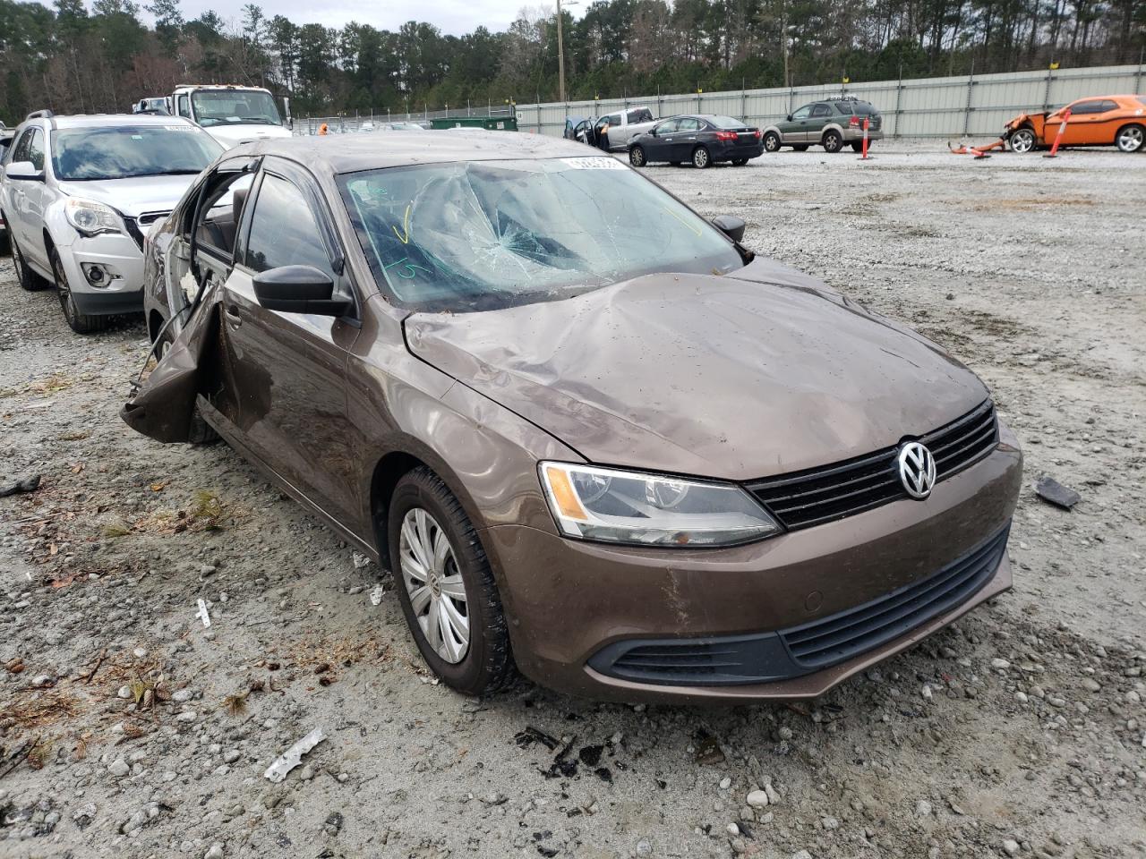 VOLKSWAGEN JETTA BASE 2014 with VIN 3VW2K7AJXEM322388 - Photo from auction