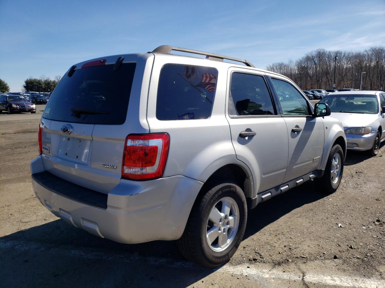 Photo 4 from auction – 2008 FORD ESCAPE XLT with VIN 1FMCU931X8KC69435
