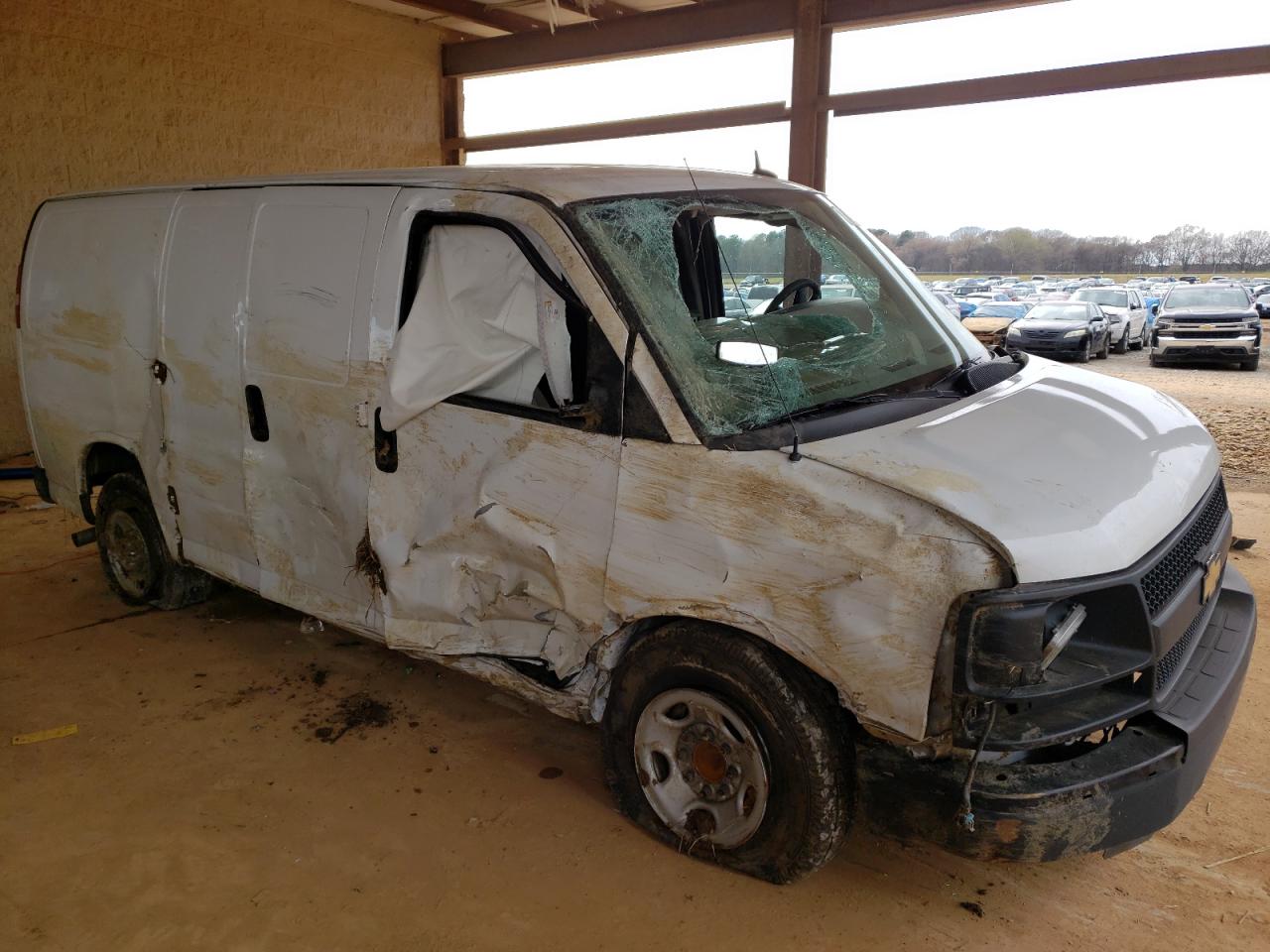 CHEVROLET EXPRESS G2 2015 with VIN 1GCWGFFF3F1107261 - Photo from auction
