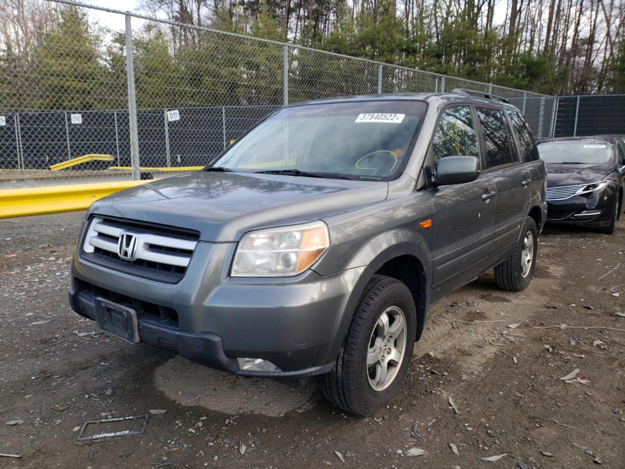 Photo 2 from auction – 2007 HONDA PILOT EXL with VIN 5FNYF18777B025563