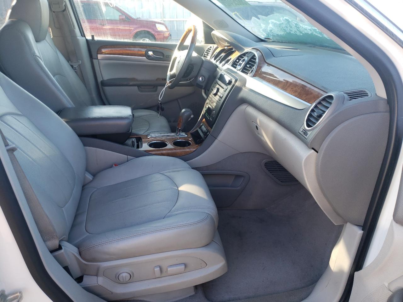Photo 5 from auction – 2010 BUICK ENCLAVE CX with VIN 5GALVBED8AJ213121