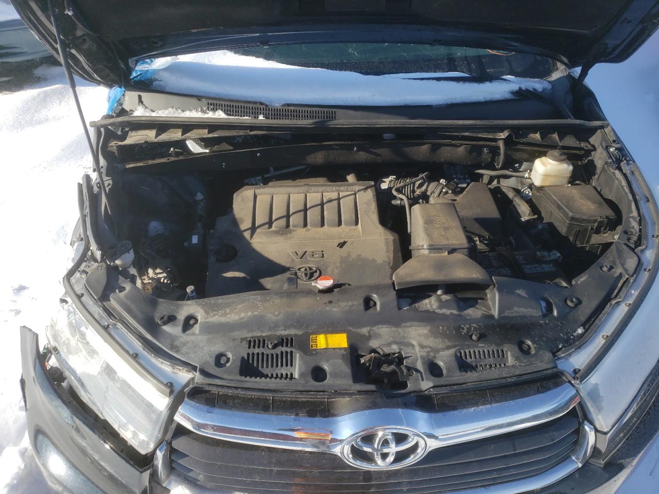 Фото 7 с аукциона – 2016 TOYOTA HIGHLANDER с VIN 5TDJKRFH4GS503487