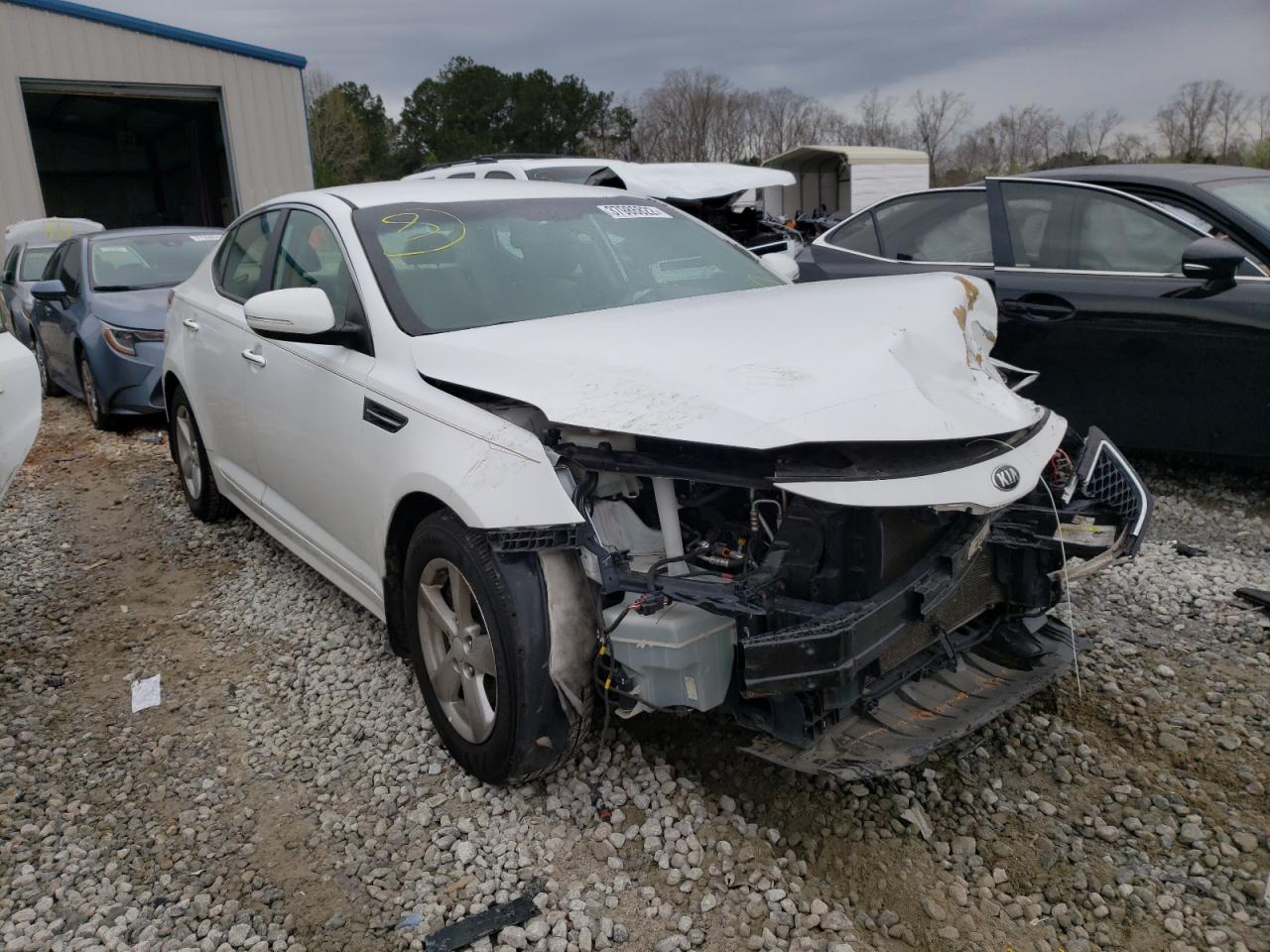 KIA OPTIMA LX 2015 with VIN 5XXGM4A76FG511418 - Photo from auction