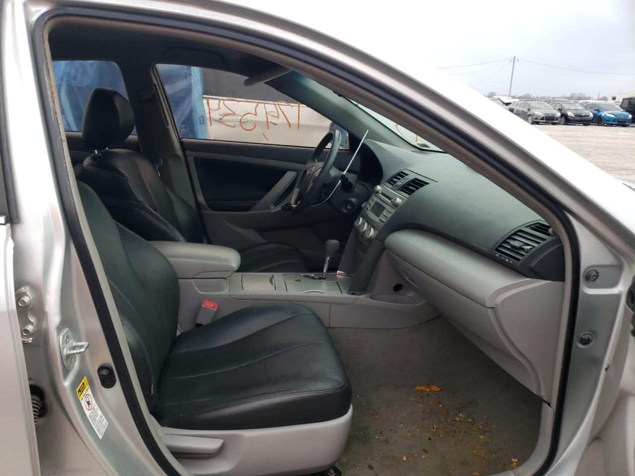 Photo 5 from auction – 2010 TOYOTA CAMRY BASE with VIN 4T4BF3EKXAR045283