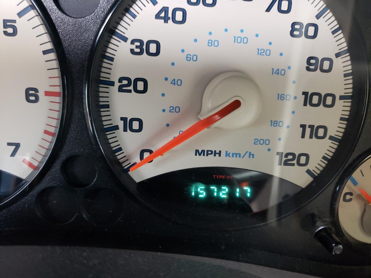 Photo 8 from auction – 2004 JEEP LIBERTY SP with VIN 1J4GL48K84W326645