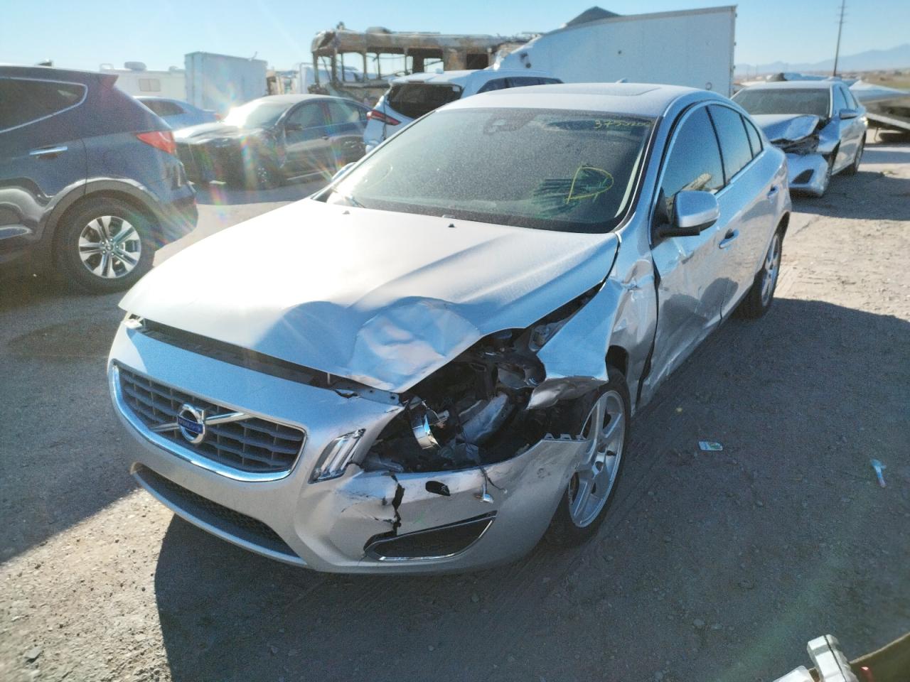 Zdjęcie 2 z aukcji – 2012 VOLVO S60 T5 z VIN YV1622FS2C2044089