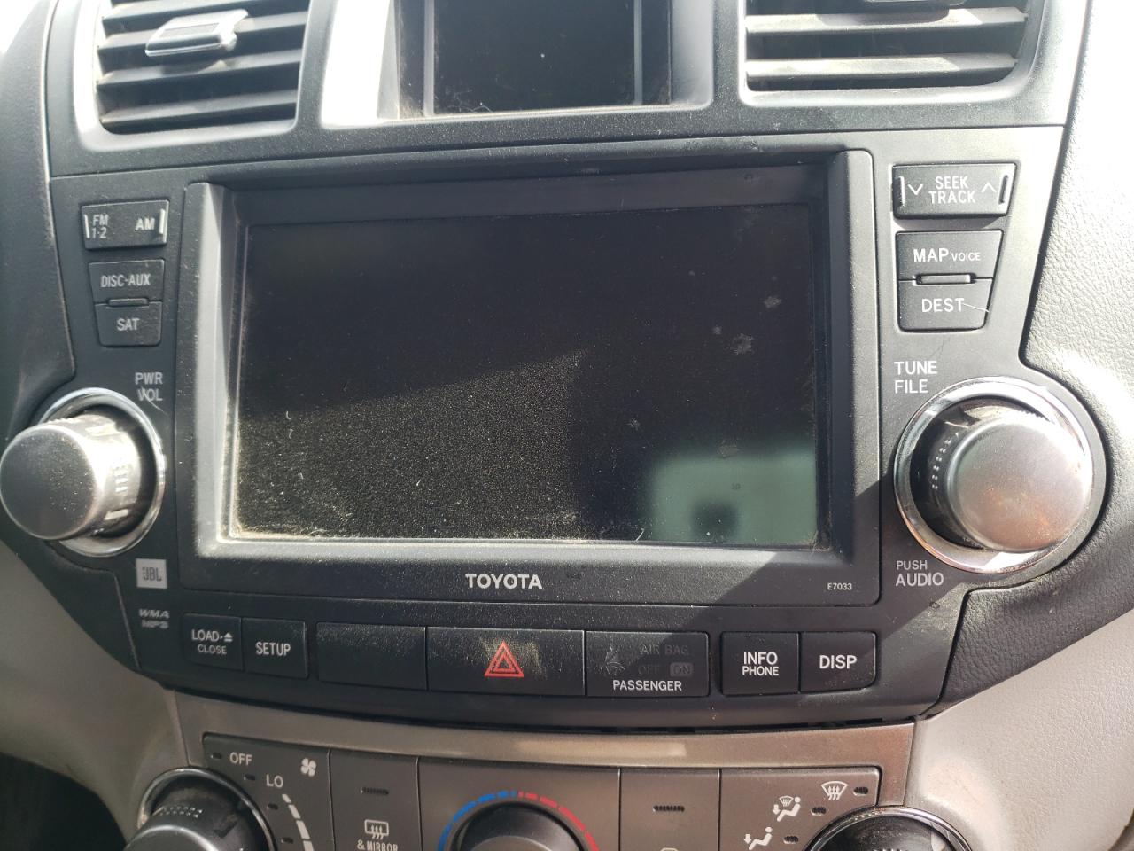Photo 9 from auction – 2011 TOYOTA HIGHLANDER with VIN 5TDBK3EH3BS050331