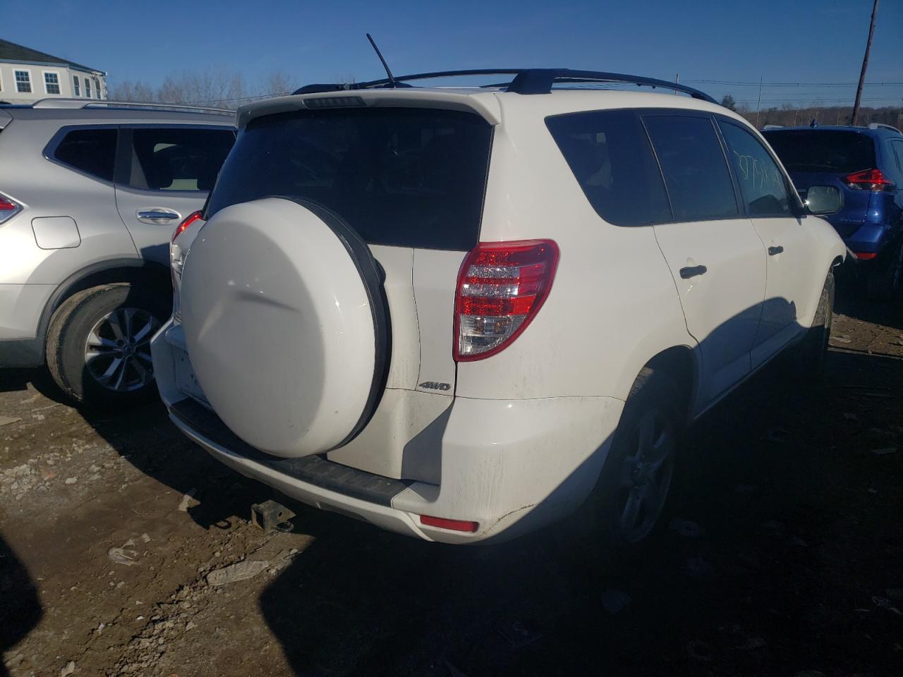 Photo 4 from auction – 2010 TOYOTA RAV4 with VIN 2T3BF4DV9AW060831