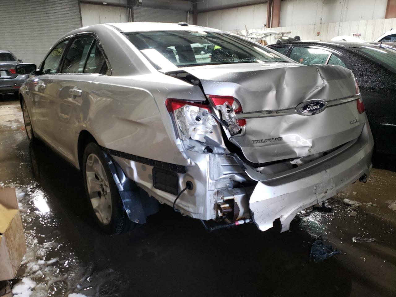 Photo 3 from auction – 2010 FORD TAURUS SEL with VIN 1FAHP2EW0AG149000