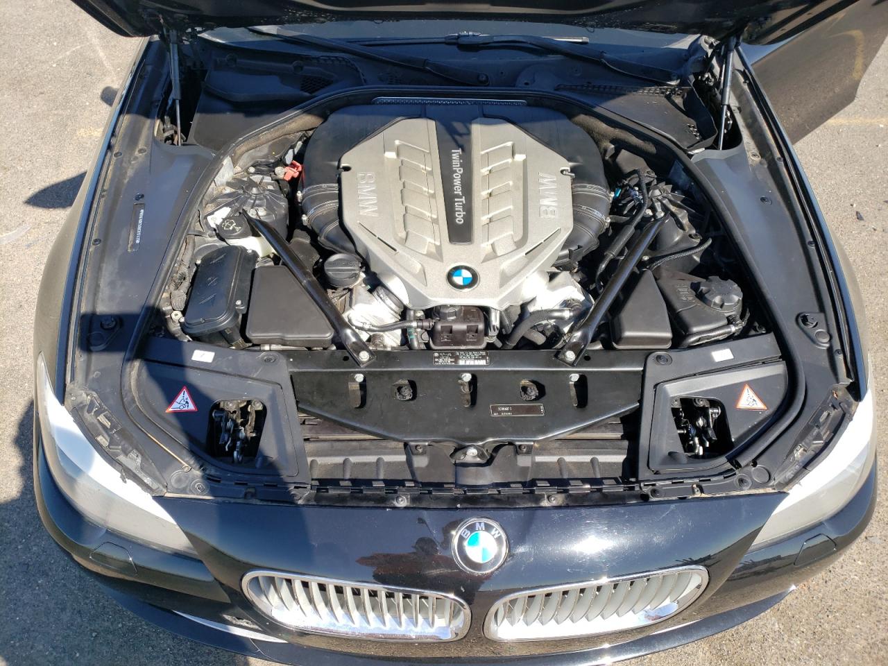 Photo 7 from auction – 2011 BMW 550 I with VIN WBAFR9C50BC617411
