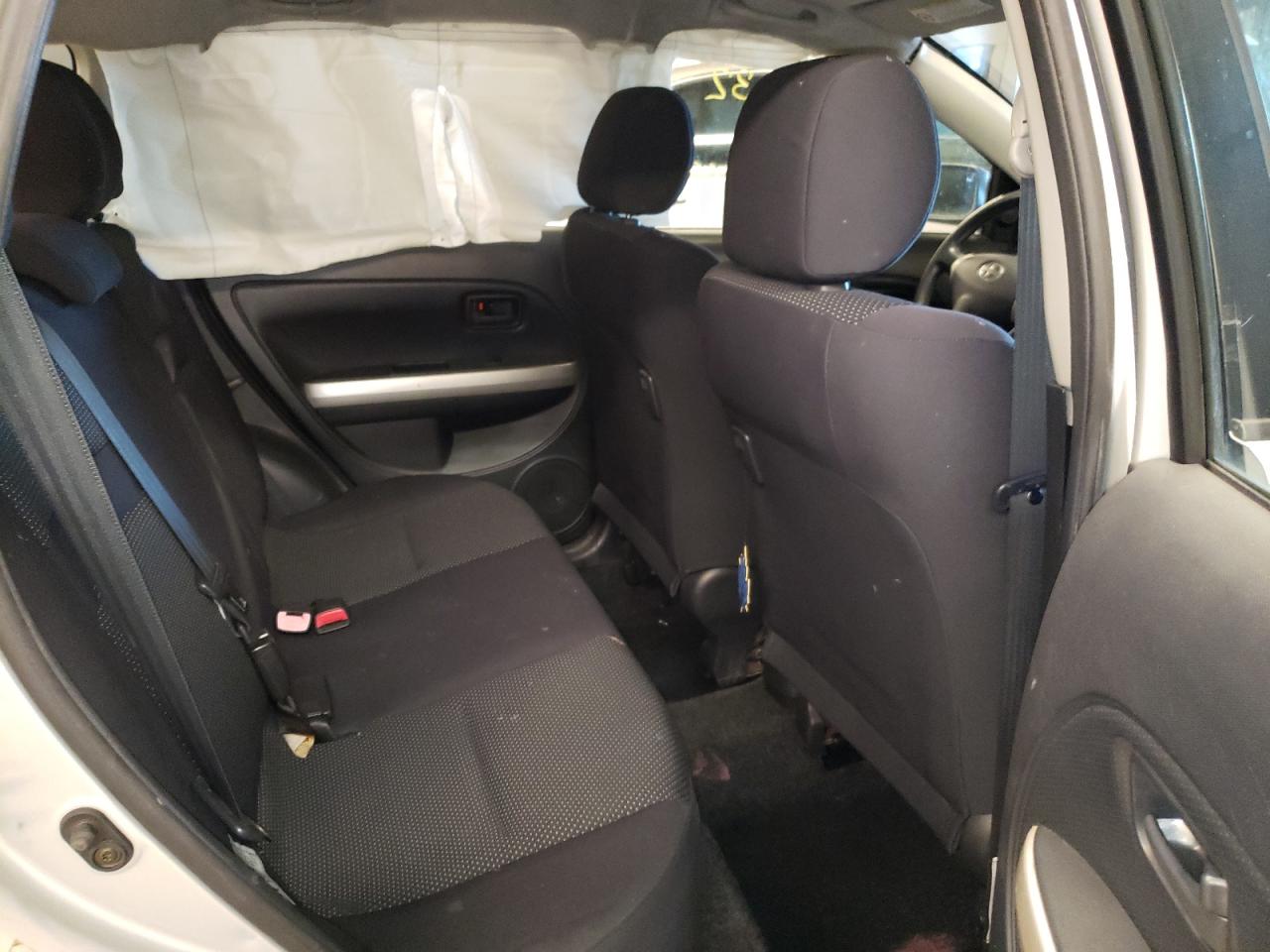Photo 6 from auction – 2005 TOYOTA SCION XA with VIN JTKKT604150082908