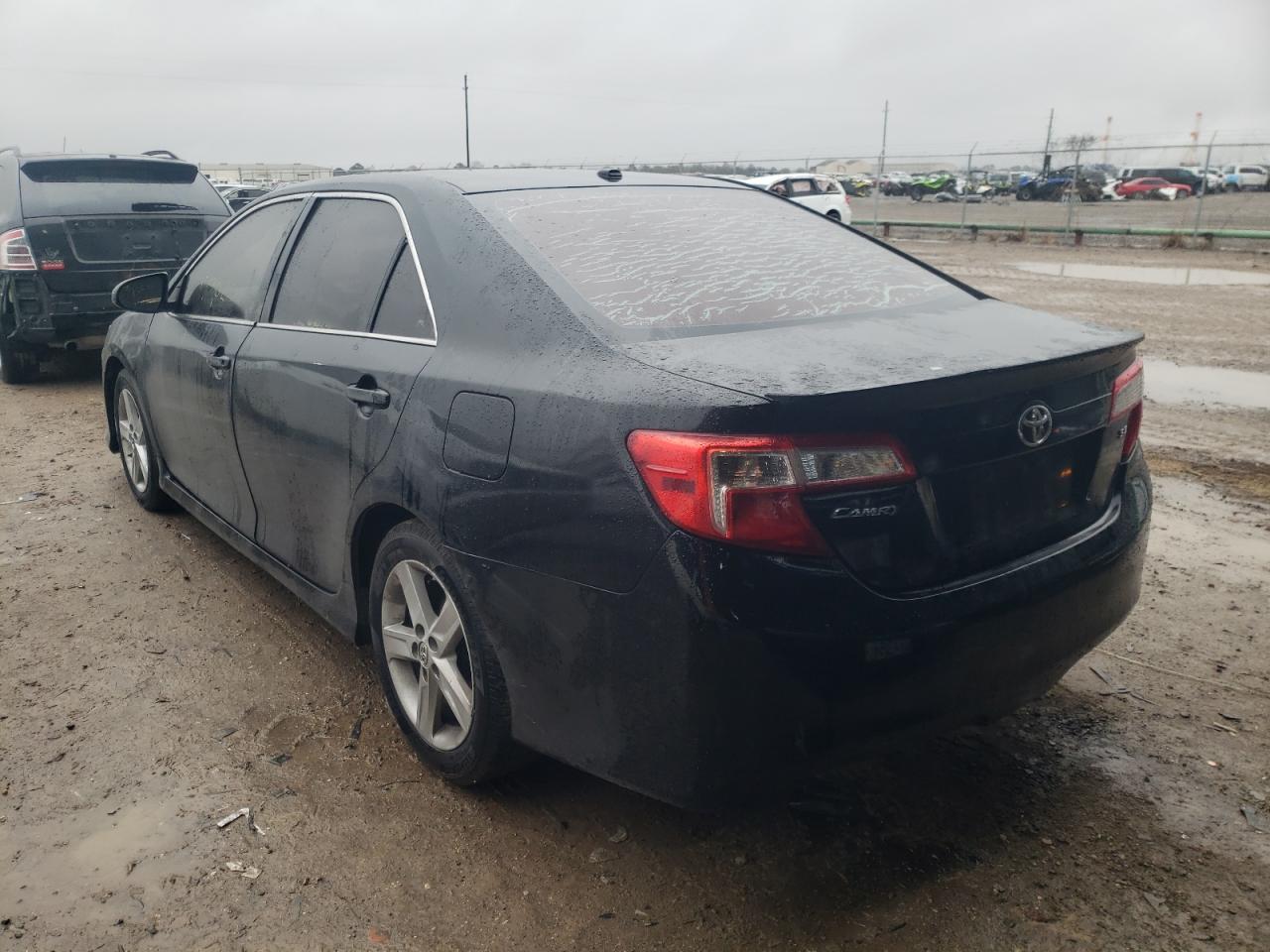 Photo 3 from auction – 2014 TOYOTA CAMRY L with VIN 4T1BF1FKXEU337180