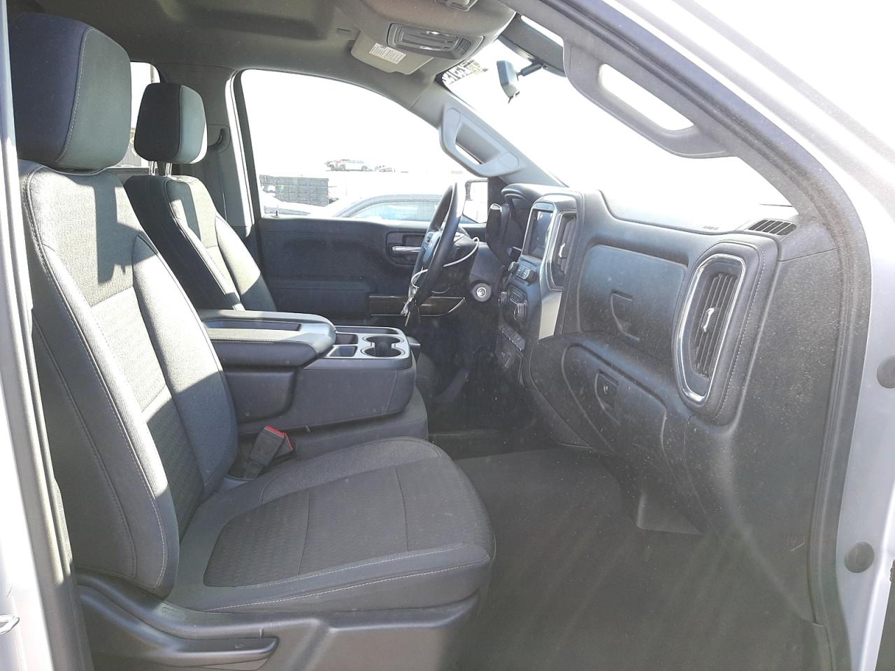 Photo 5 from auction – 2020 CHEVROLET SILVERADO with VIN 1GCRYDED0LZ200203