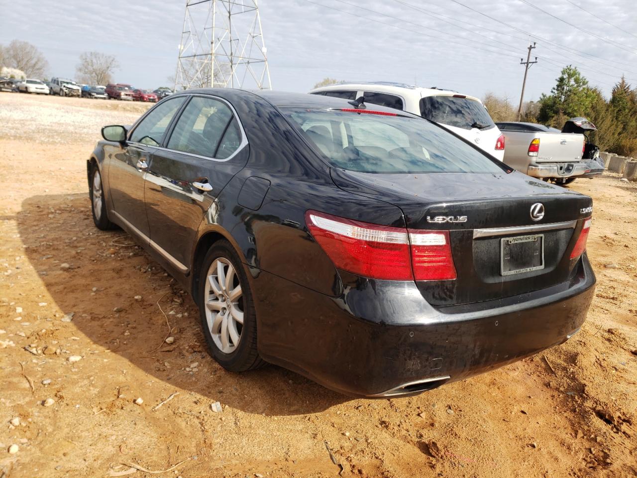 Photo 3 from auction – 2007 LEXUS LS 460L with VIN JTHGL46F575005909