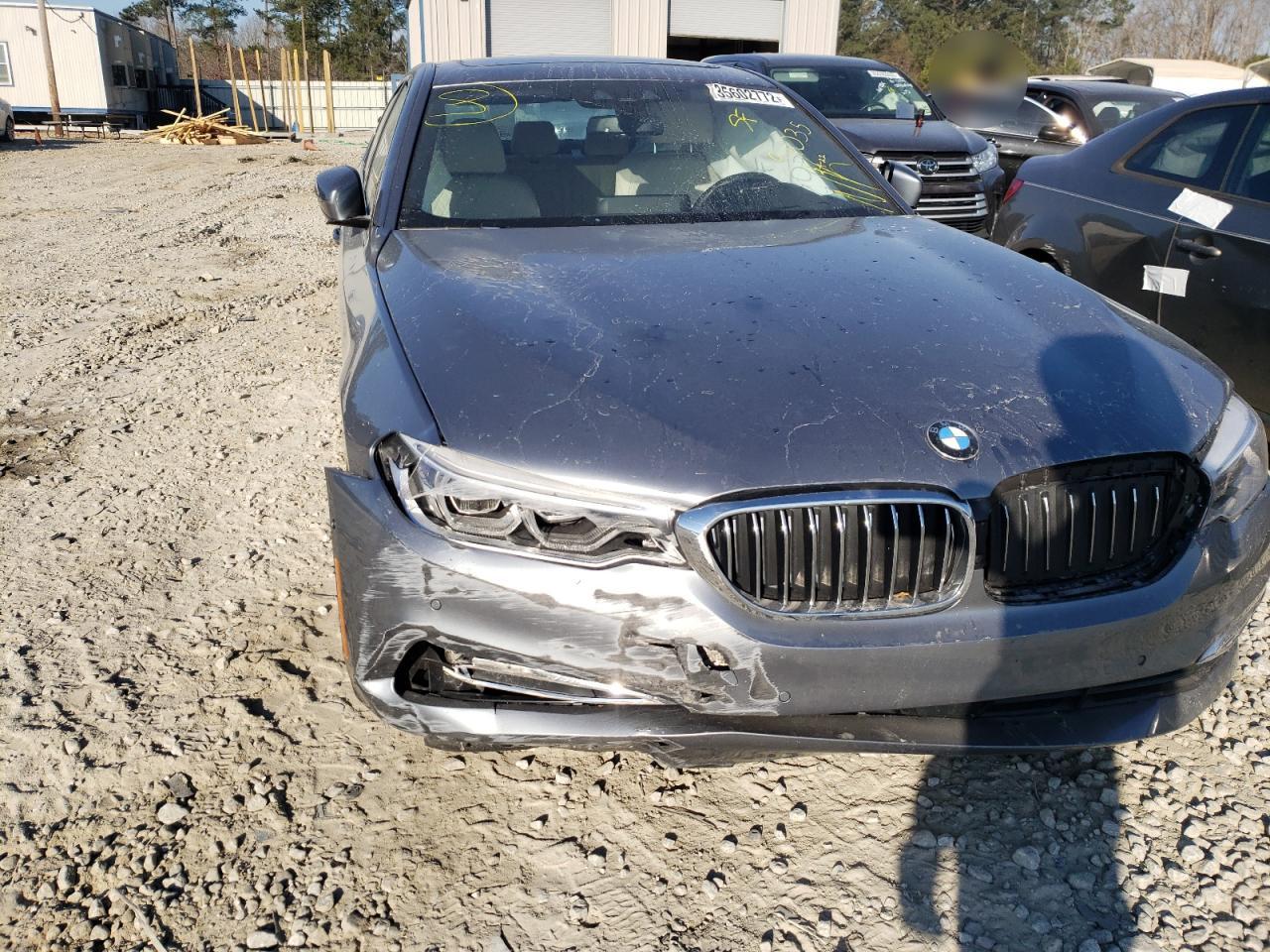 Photo 9 from auction – 2018 BMW 540 I with VIN WBAJE5C52JWA94035