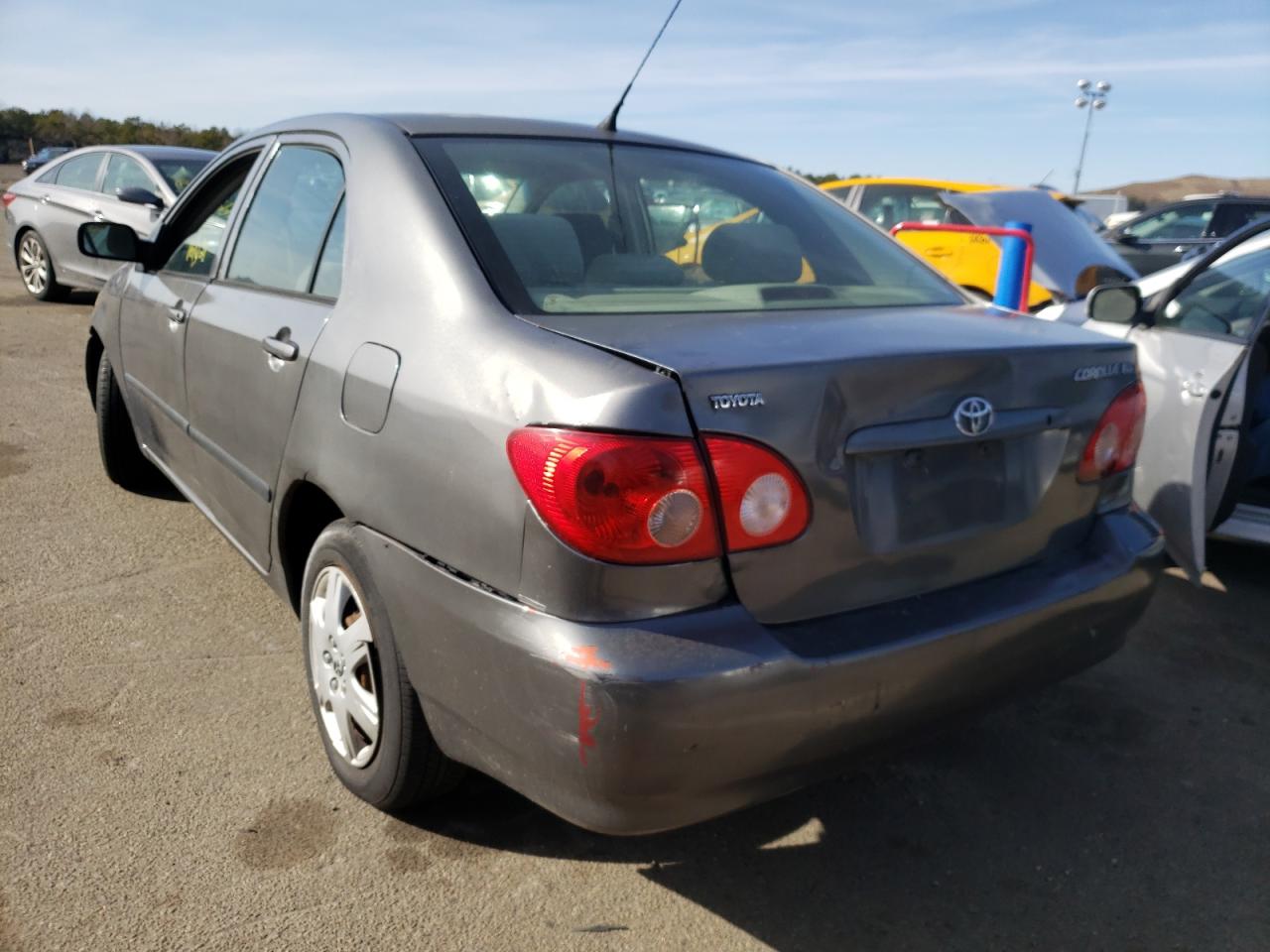 Photo 3 from auction – 2005 TOYOTA COROLLA CE with VIN 2T1BR32E95C466760