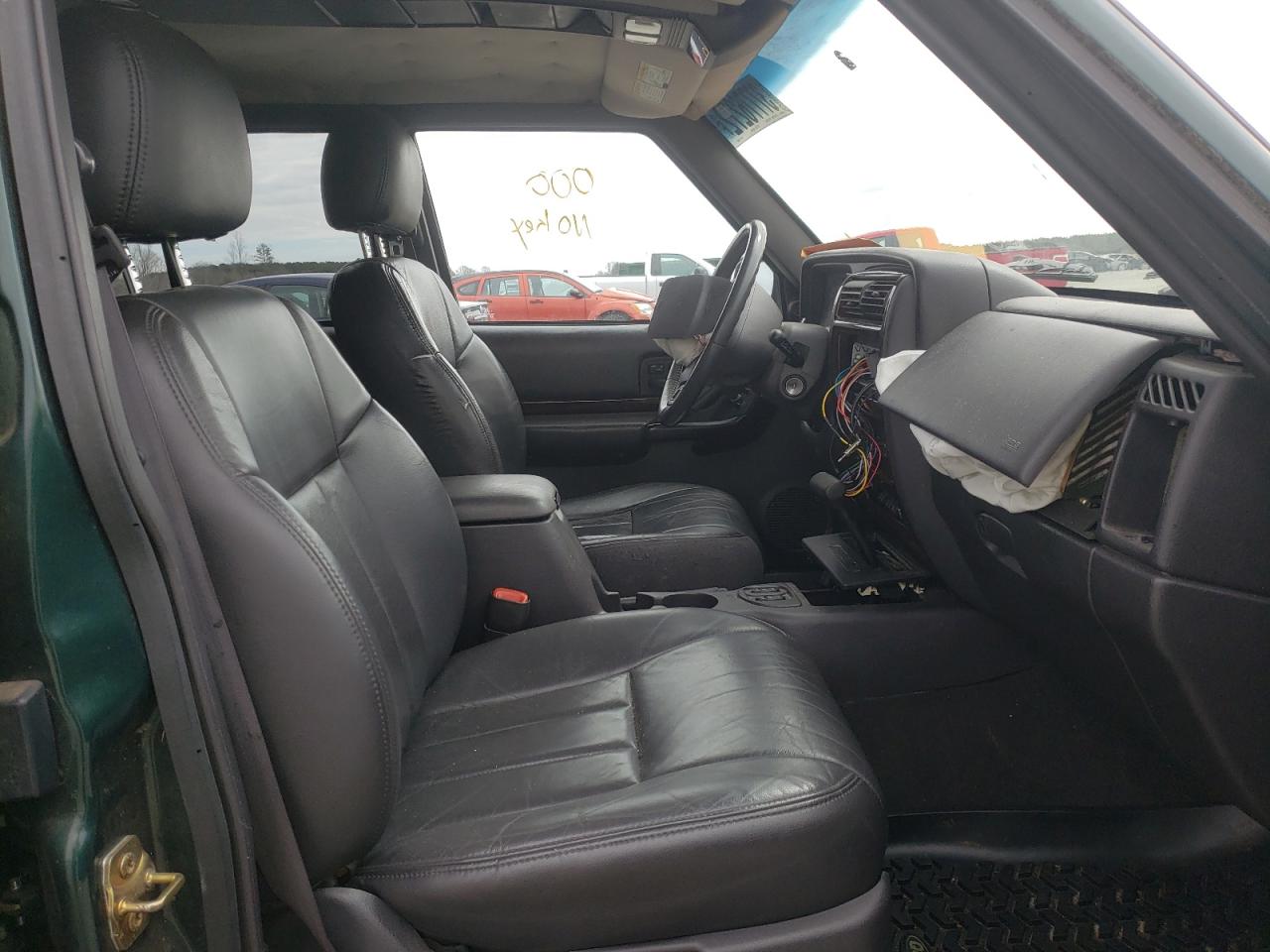 Фото 5 с аукциона – 2001 JEEP CHEROKEE C с VIN 1J4FF58S41L550680