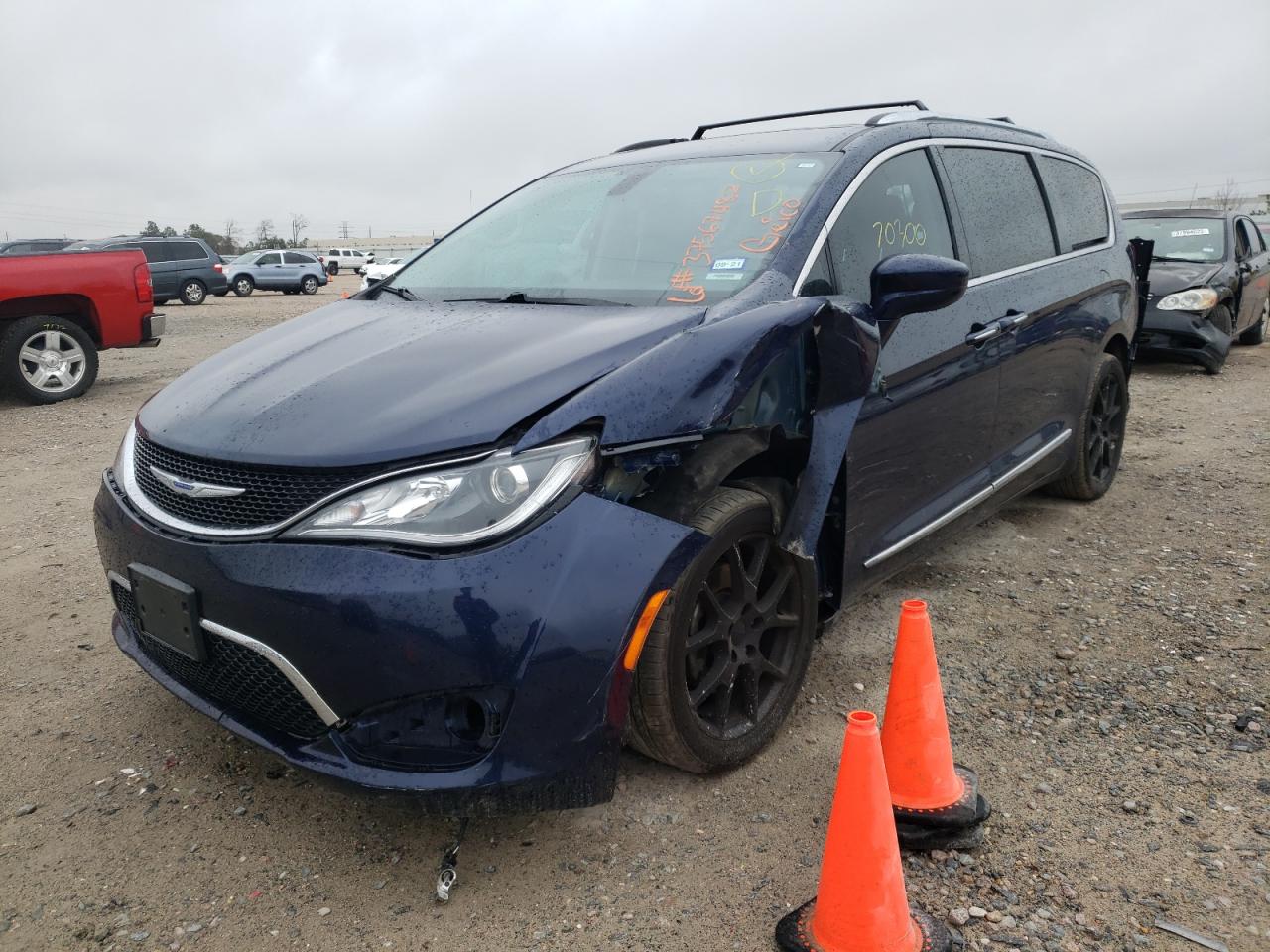Фото 2 с аукциона – 2019 CHRYSLER PACIFICA T с VIN 2C4RC1BG9KR539546
