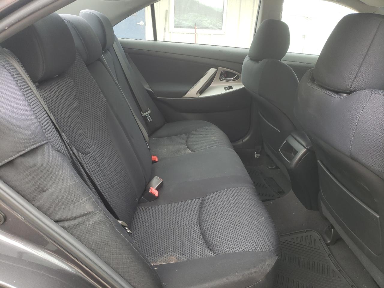 Photo 6 from auction – 2011 TOYOTA CAMRY BASE with VIN 4T1BF3EK6BU609104