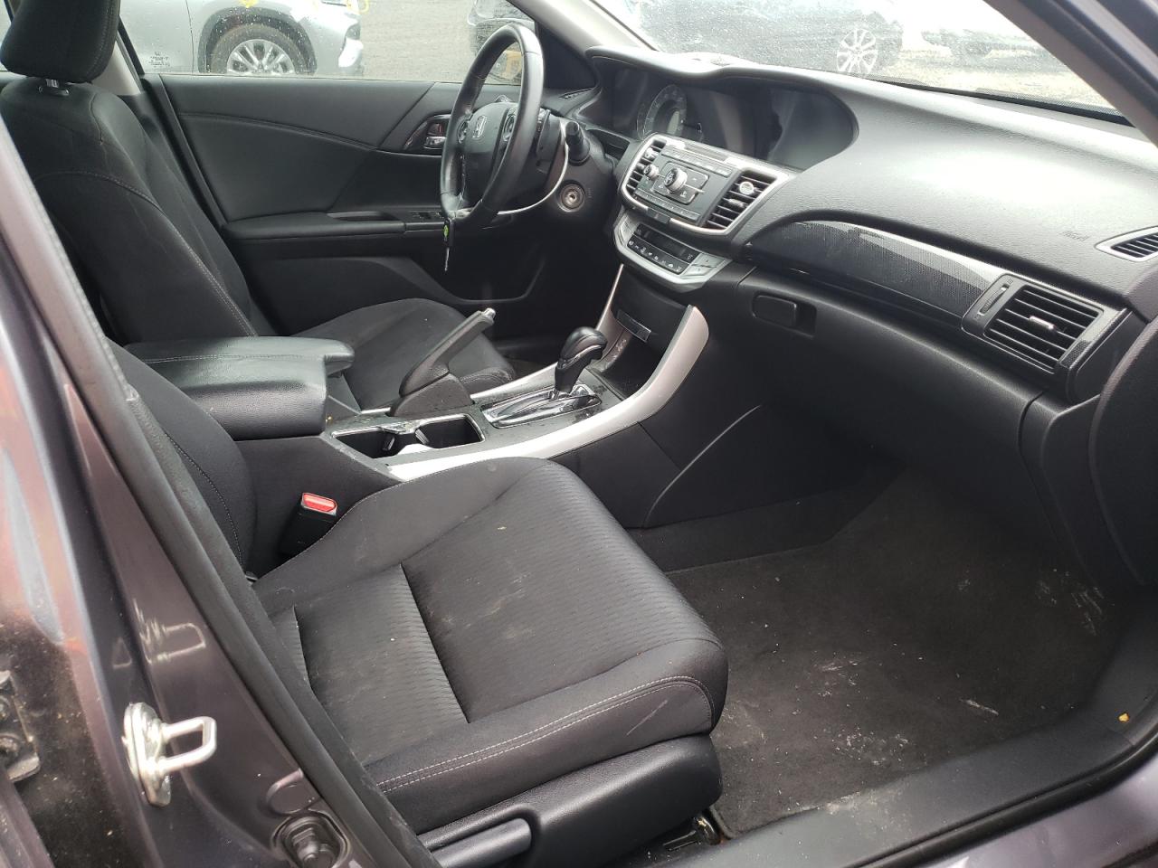Photo 5 from auction – 2014 HONDA ACCORD SPO with VIN 1HGCR2F54EA063817