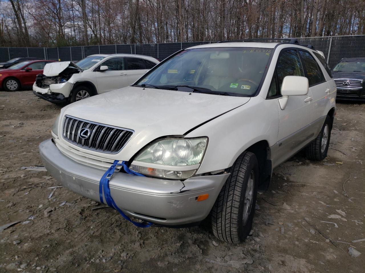 Photo 2 from auction – 2002 LEXUS RX 300 with VIN JTJHF10U520287569