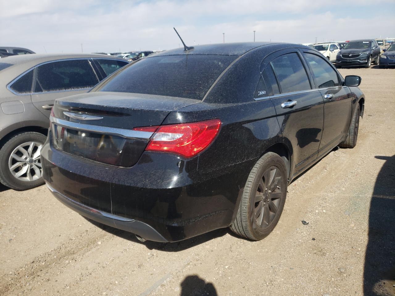 Photo 4 from auction – 2014 CHRYSLER 200 LIMITE with VIN 1C3CCBCG7EN135418