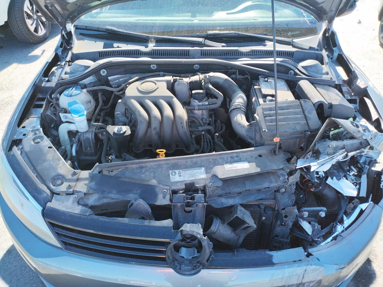 Photo 7 from auction – 2012 VOLKSWAGEN JETTA BASE with VIN 3VW1K7AJ2CM466767