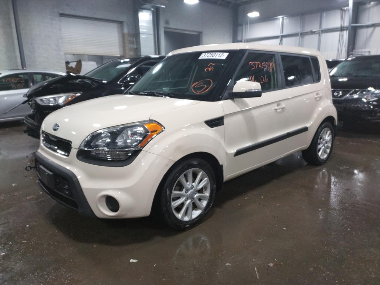 Photo 2 from auction – 2013 KIA SOUL + with VIN KNDJT2A62D7567477